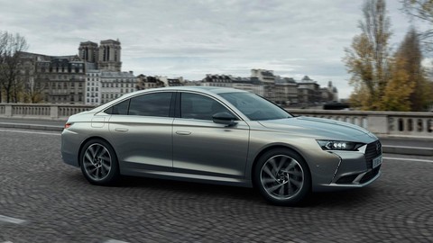 Yakıtı sadece koklayan 2022 model 10 Sedan otomobil!