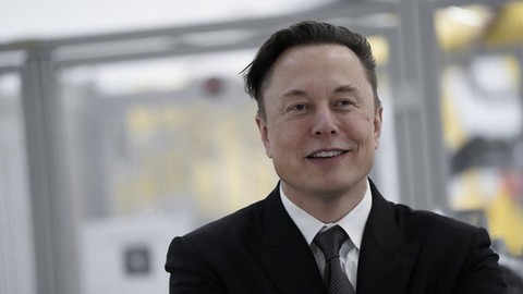 Elon Musk, Twitter davasını ertelemeye çalışıyor