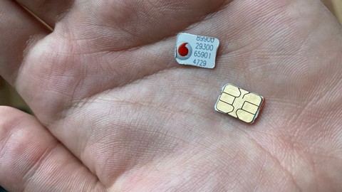 Fiziksel sim kart devri resmen sona eriyor