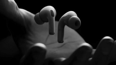 Apple,'dan beklenmeyen AirPods kararı!