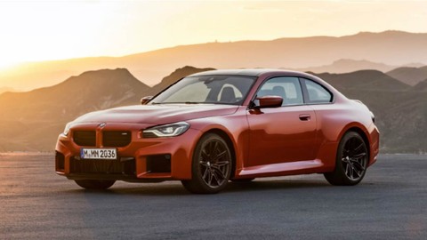 Yeni BMW M2 Yepyeni Özellikleriyle Tanıtıldı
