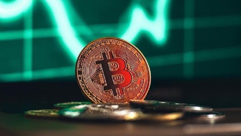 Bitcoin 15 dakikada 15 milyar dolar ekledi!