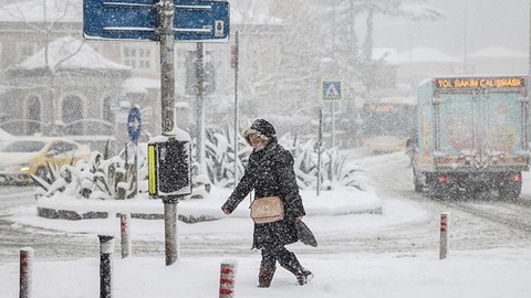 Valilikten açıklama! Okullar Pazartesi günü tatil edildi!