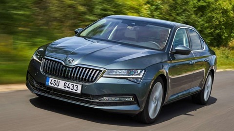 Passat’ı falan unutun! Çok daha iyisi, çok daha ucuza! Skoda Superb fiyat listesi