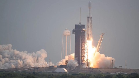 NASA'nın asteroid yolculuğuna başladı! 6 yıl sürecek!