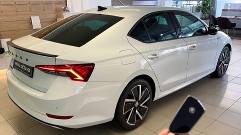 Skoda Octavia fiyatlarını görenler inanamadı! Nasıl birden bu kadar ucuzladı!