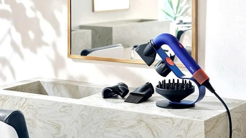 Dyson, geleceğin tasarımına sahip Supersonic r saç kurutma makinesini tanıttı