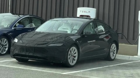 Yenilenen Tesla Model 3 Performance, Çin'de satışa sunuldu