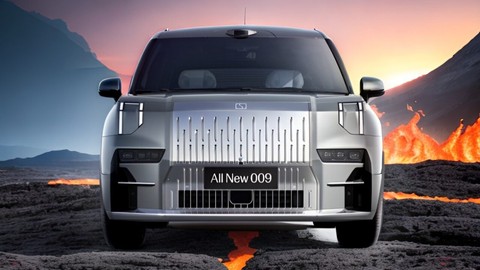 Dünyanın en hızlı şarj olan elektrikli otomobili tanıtıldı, sadece 11 dakikada