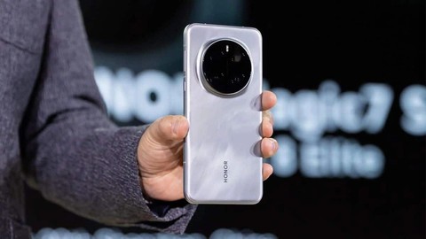 Honor Magic 7 Serisi Rekor Kırıyor