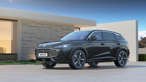 Yeni MG HS, İngiltere’de Yılın Otomobili Ödülleri’nde En İyi Aile SUV’u Seçildi!