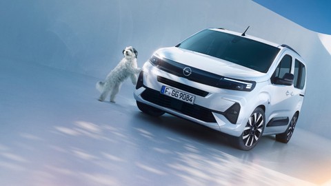 Opel çıldırdı, Clio'dan ucuza Opel Combo veriyorlar
