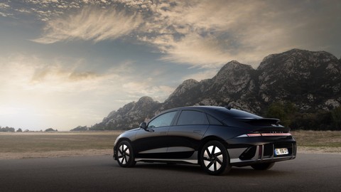 Yeni Hyundai IONIQ 6 satışa çıkıyor, fakir BUGATTI'si olacak