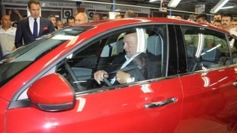 Fiat Egea törenle banttan indirildi