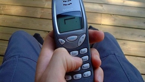 Nokia 3210’un gelmiş geçmiş en çok sevilen cep telefonu olmasının 16 sebebi
