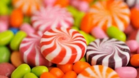 Şekerli bir şey yediğinizde vücudunuzda olanlar