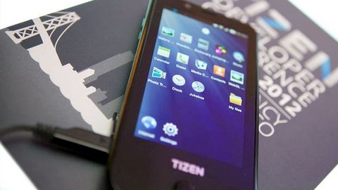 İlk Tizen'li akıllı telefon Galaxy S4 gibi olacak!