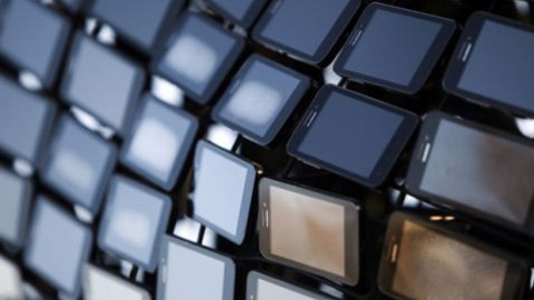 Pilsiz çalışan ilk cep telefonu