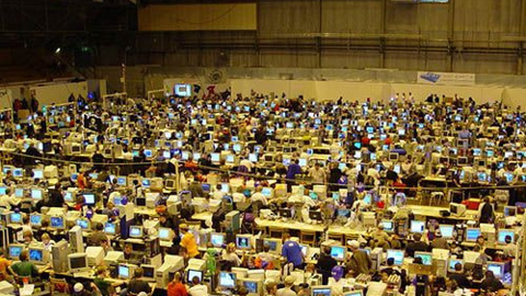 İnternet kafelere yeni ayar