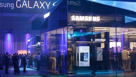 Galaxy Note 3'e ait yeni görüntüler: İşte ekran boyutu!