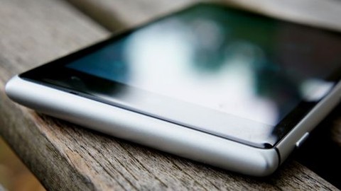 Lumia 925, çok yakında Vodafone ile Türkiye'de!