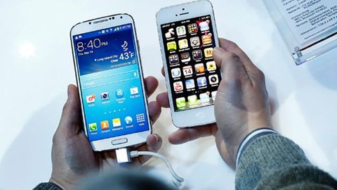 Günün Sorusu: Galaxy S4 mü iPhone 5 mi?