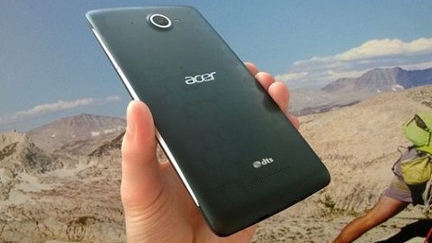 Acer’dan Snapdragon 800 işlemcili telefon geliyor