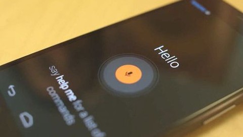 Ucuz ve plastik Moto X geliyor