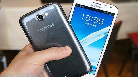 Galaxy Note III ortaya çıktı