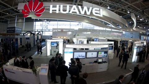 Huawei Ascend W3'ten ilk görüntüler!