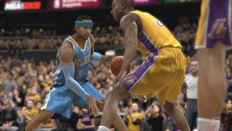 iOS için NBA 2K 2014 App Store'daki yerini aldı!