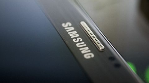 Galaxy Note 3'ün ucuz versiyonu geliyor!