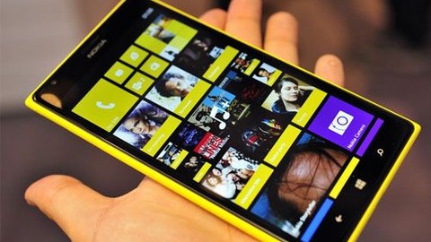 İşte Nokia Lumia 1520'nin muhteşem ekranı!
