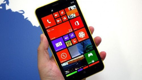 Nokia'nın dev telefonu için ön sipariş süreci başladı