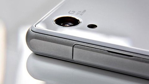 Xperia Z1s'ten yeni görüntüler var! (fiyatı da belli oldu)