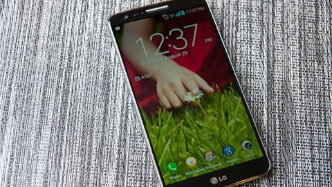 LG G2'yi Android 5.0.1 Lollipop ile çalışırken görmek ister misiniz? (Video)