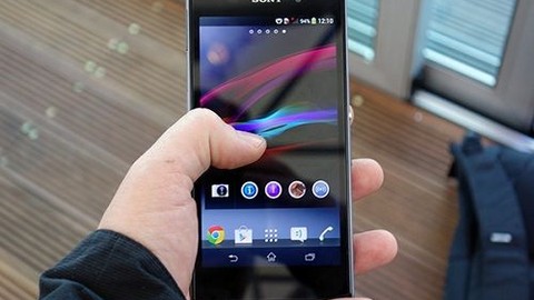 Xperia Z1 ve Xperia Z Ultra için CM11 Nightly (Android 4.4.2) yayınlandı