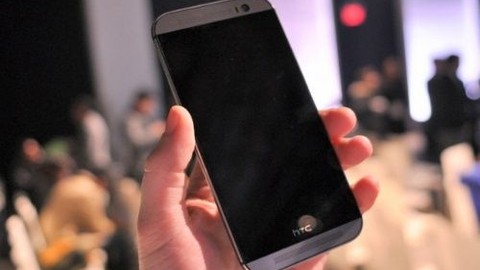 HTC M8'e uygulanan iki zorlu test! Peki sonuç ne? (Video)