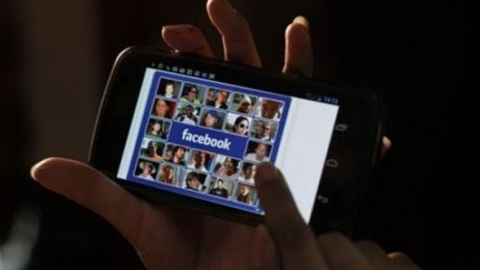 Facebook, bu iki uygulamayı kaldırdı