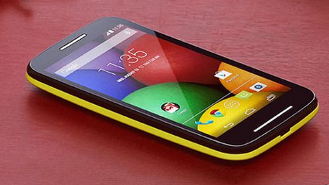 Moto E artık resmi