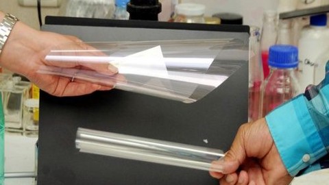 Türk bilim adamları esnek katlanabilen cam üretti