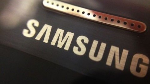 Samsung Galaxy F, sonunda canlı olarak görüntülendi