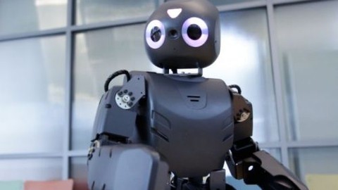 Bu robot, zihinsel engelli çocuklarla birlikte Angry Birds oynuyor (Video)