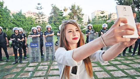 Selfie'nin en tehlikeli yanı!