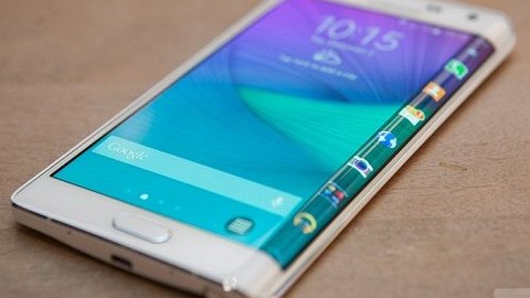 Galaxy Note Edge ön siparişte