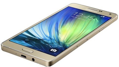 Samsung'un en ince akıllı telefonu Galaxy A7 resmiyet kazandı