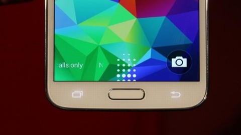 Samsung'un Galaxy S6'daki parmak izi tarayıcı ile başı dertte!