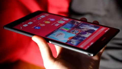 Android 5.0.2 yüklü Xperia Z4'ün ekran görüntüleri yayınlandı!