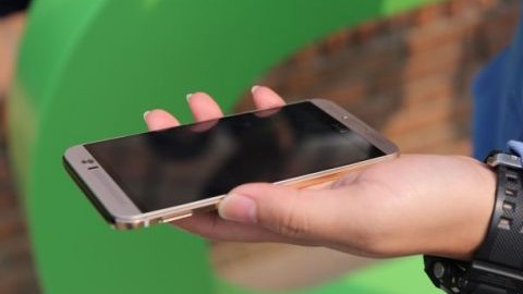 HTC One M9 Plus Türkiye'ye gelecek mi?