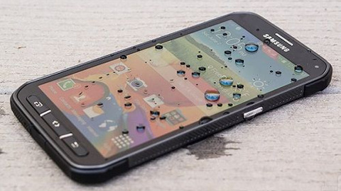 Galaxy S6 Active gün yüzüne çıktı